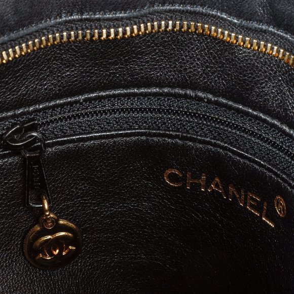 Chanel Vintage Chain Tassel Black Lambskin Crossbody Bag - Picture 10 of 12